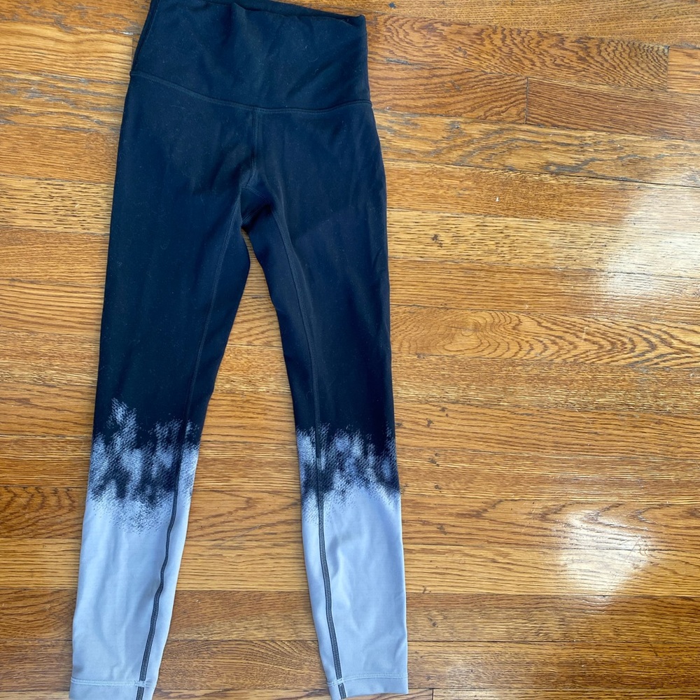 Lululemon wunder under high rise train size 2